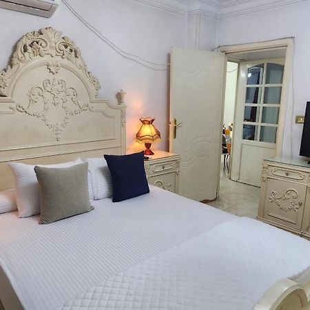 Elegant Apartment In Sheraton Heliopolis Kairo Exterior foto